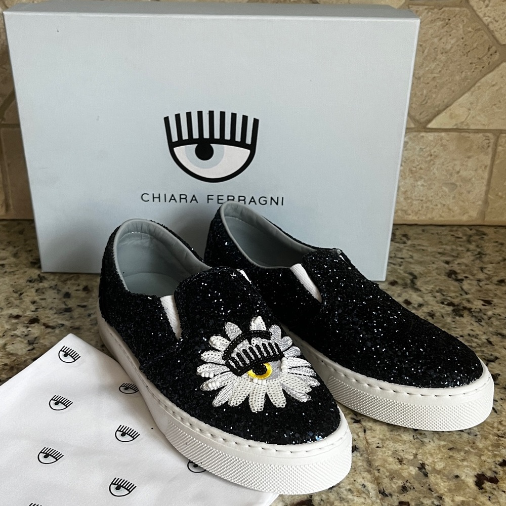 RARE!!! CHIARA FERRAGNI BLUE GLITTER SLIP -ON SNEAKERS EYE EYELASH NIB NWT